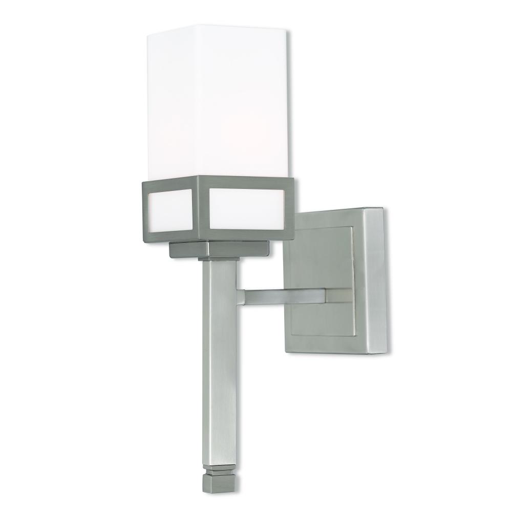 1 Lt BN Wall Sconce